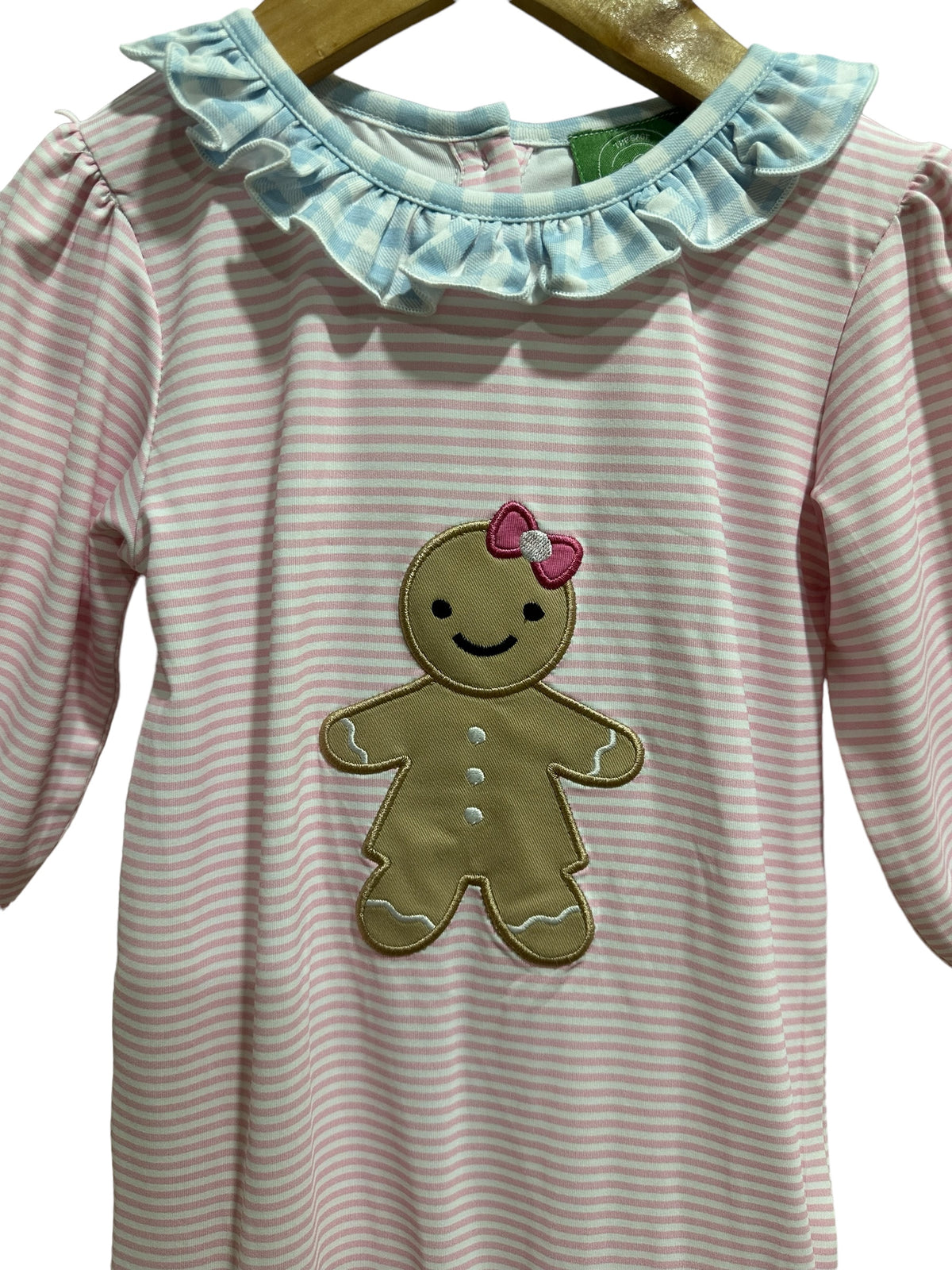 Up close applique gingerbread
