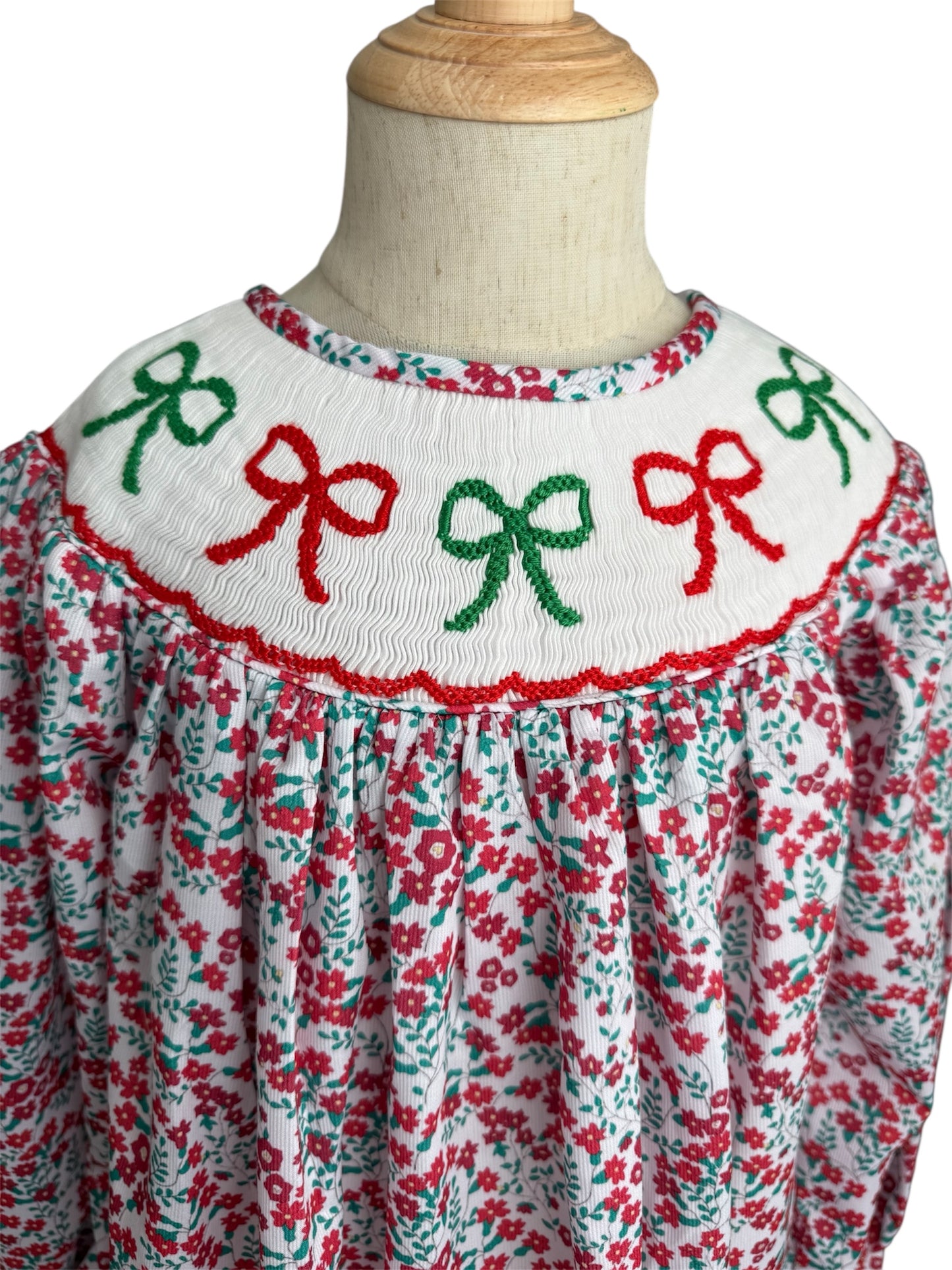 Girl’s Hand Smocked Christmas Bow Dress – Scalloped Hem & Long Sleeves